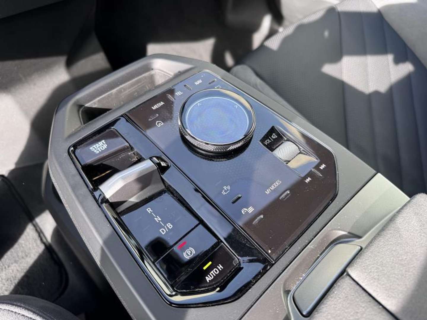 BMW IX M Sport XDrive45 - 2025 - Joinsteer - #14
