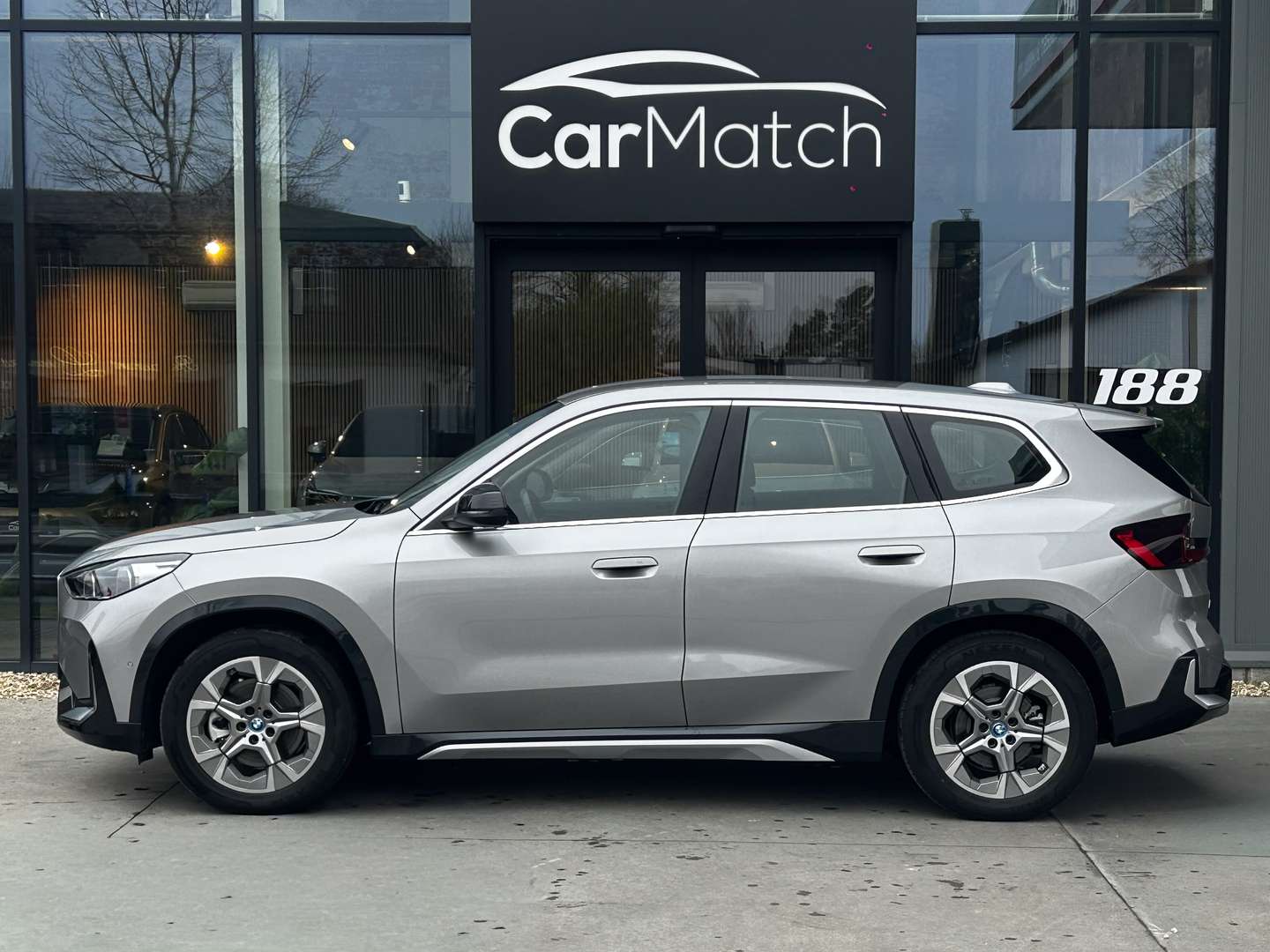 BMW IX1 XDrive30e - 2023 - Joinsteer - #8