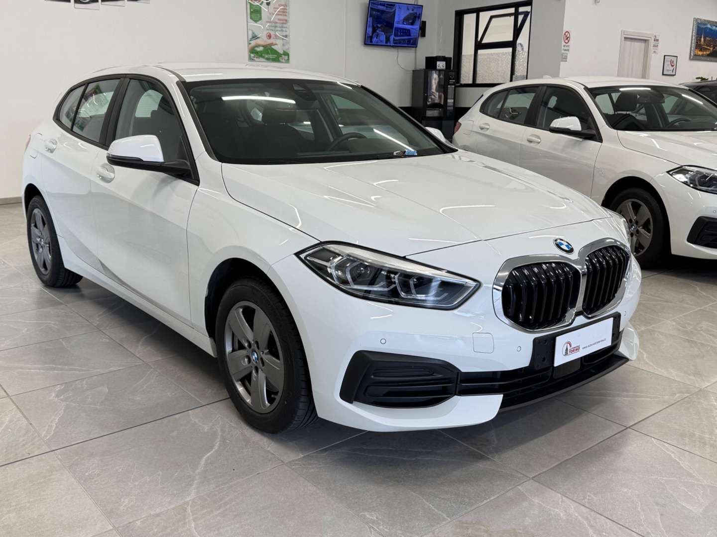 BMW 118 Business Advantage 118i - 2022 - Joinsteer - #2