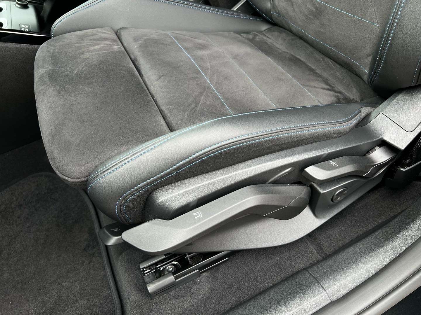 BMW IX1 M-Sport XDrive30 - 2024 - Joinsteer - #16