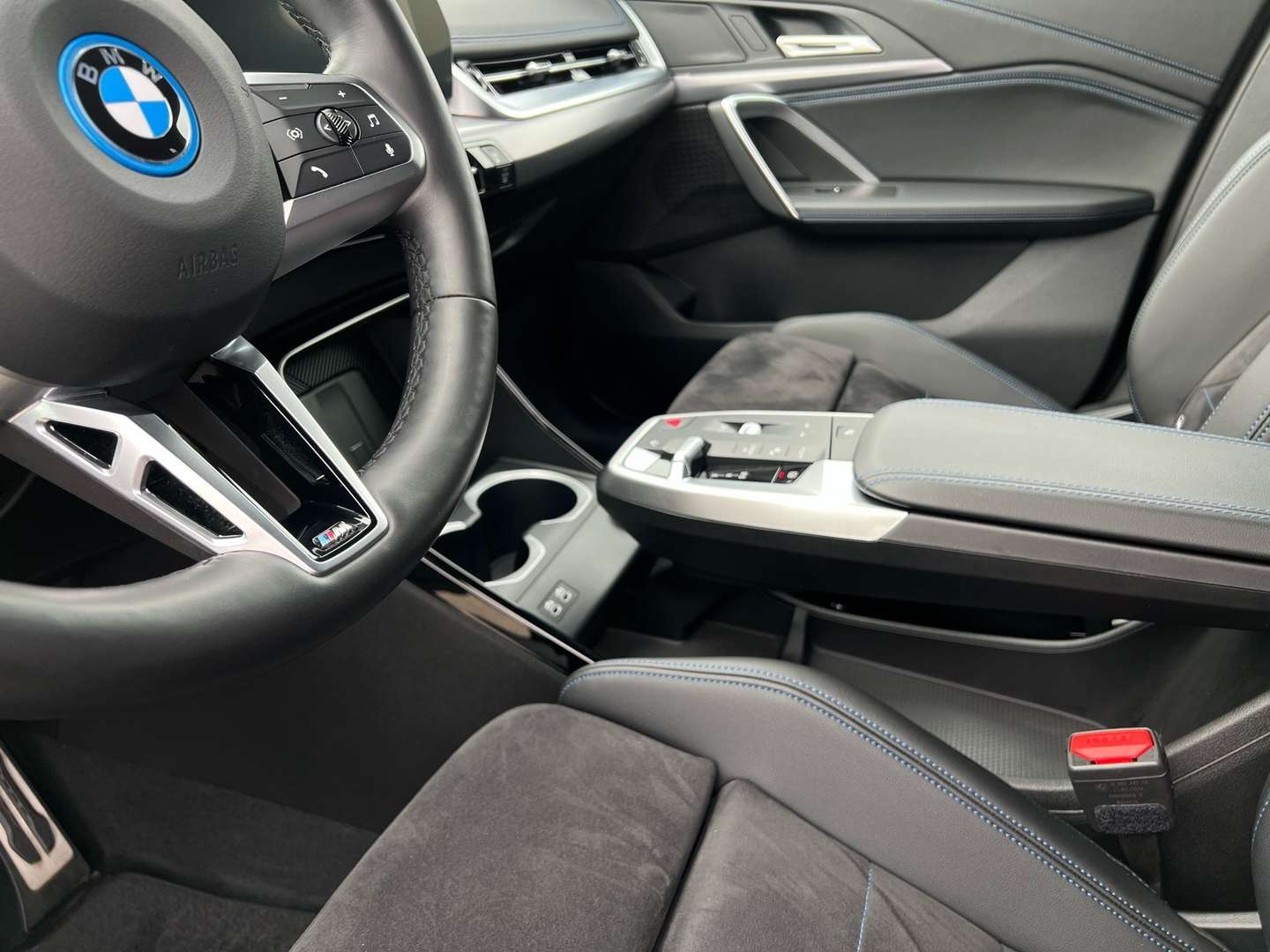 BMW IX1 M-Sport XDrive30 - 2024 - Joinsteer - #18