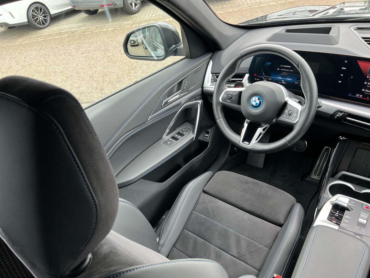 BMW IX1 M-Sport XDrive30 - 2024 - Joinsteer - #30