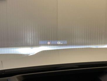 BMW XM 50e — photo 8
