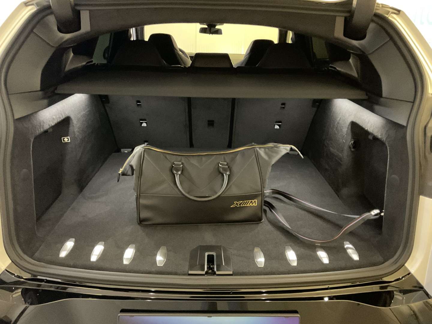 BMW XM 50e - 2026 - Joinsteer - #17