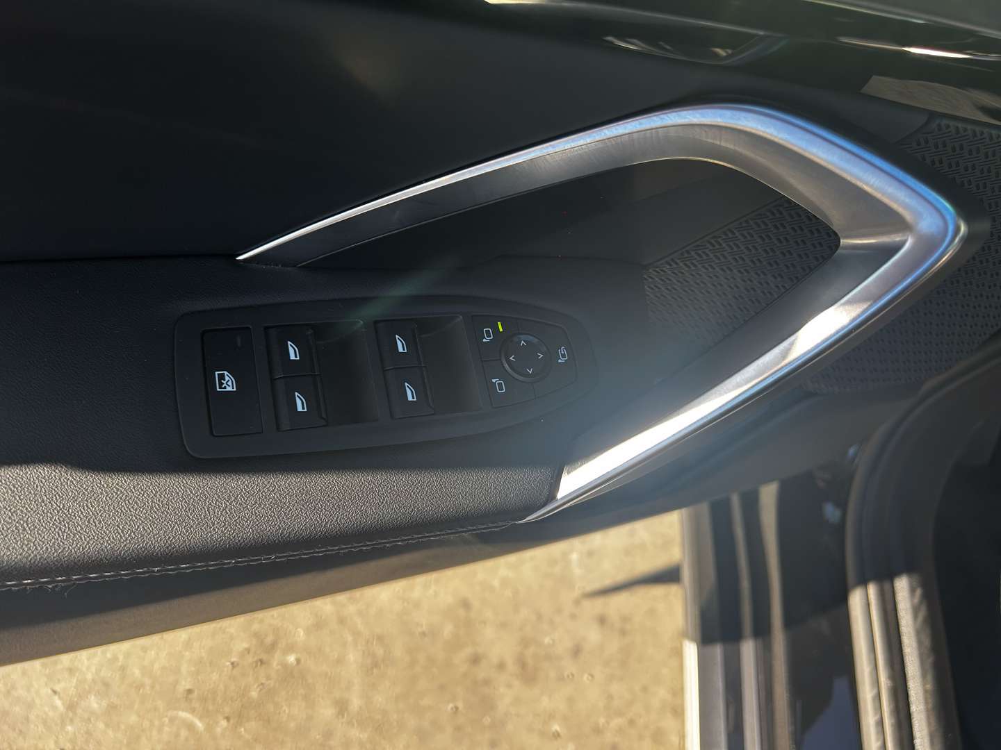 BMW IX1 XDrive30e - 2023 - Joinsteer - #29