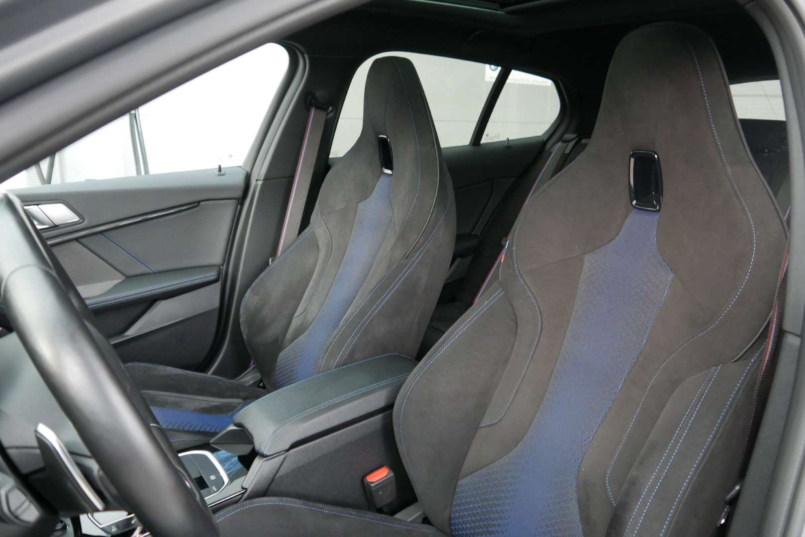 BMW Série 1 M Sport M135i XDrive - 2023 - Joinsteer - #14