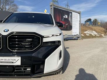 BMW XM 50e — photo 22