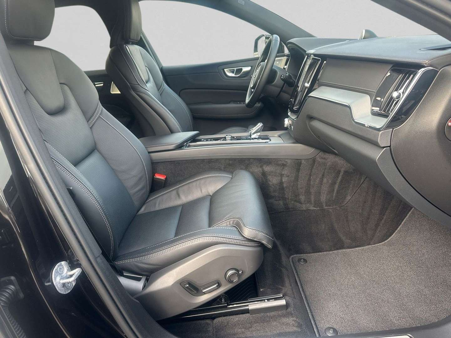 Volvo XC60 T8 Ultimate - 2025 - Joinsteer - #3