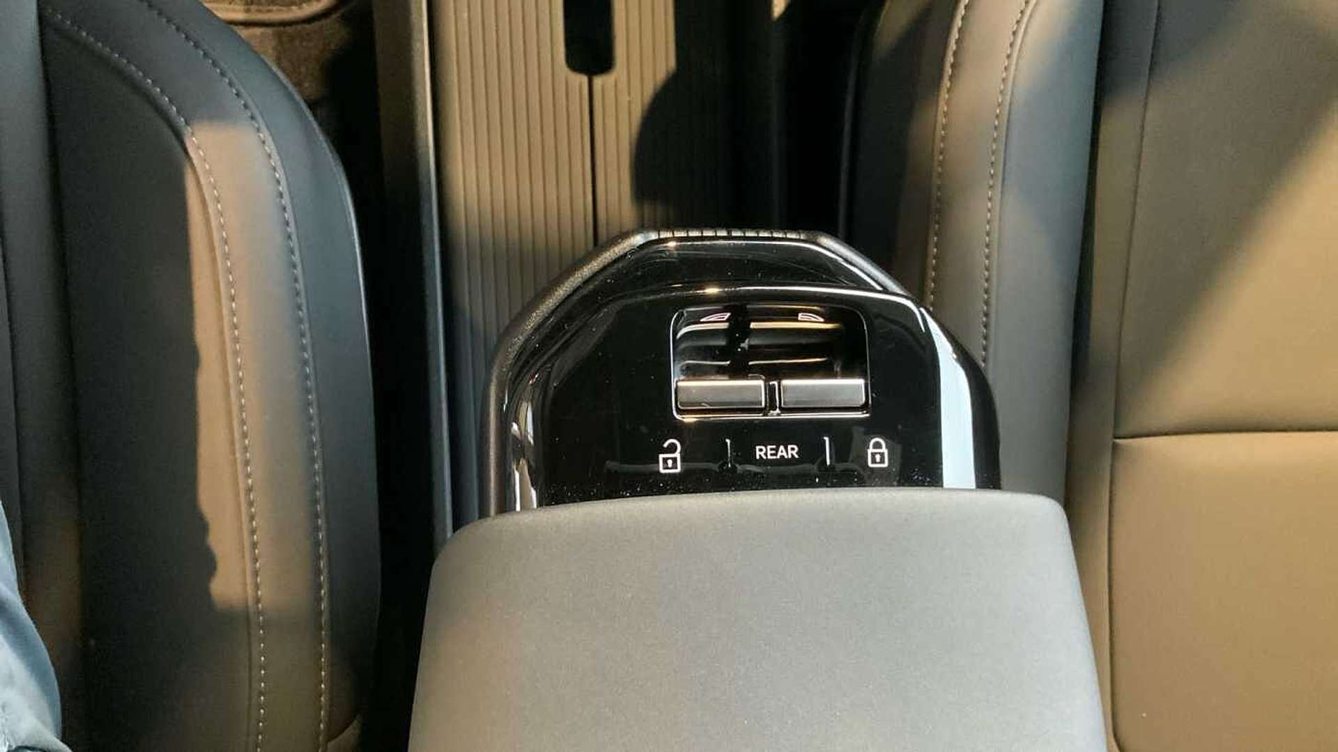 Volvo EX30 Ultra Single Extended Range - 2024 - Joinsteer - #21