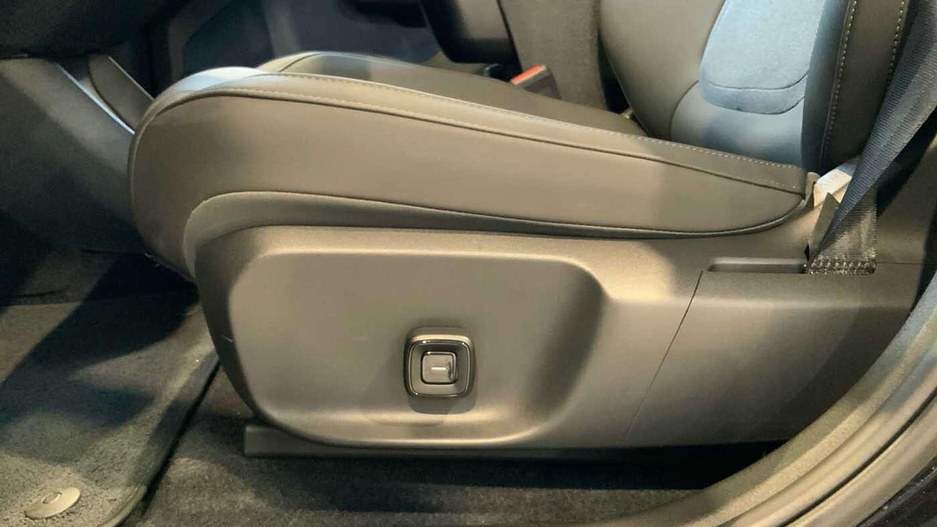 Volvo EX30 Ultra Single Extended Range - 2024 - Joinsteer - #25