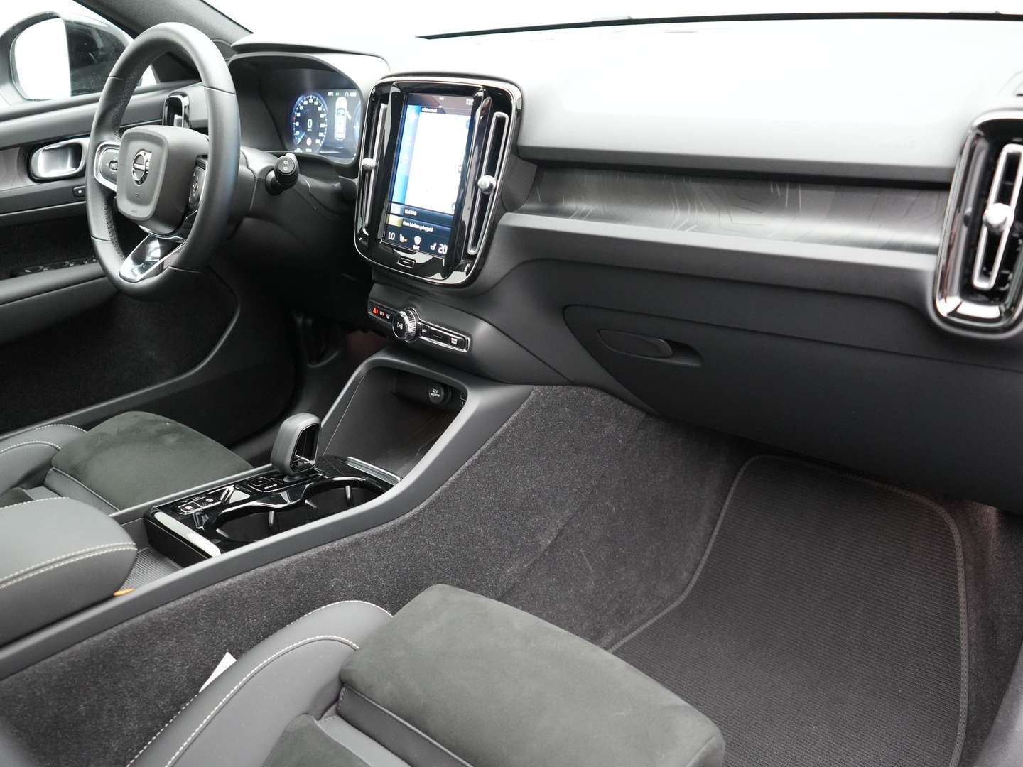 Volvo XC40 T5 Recharge Ultimate - 2022 - Joinsteer - #3