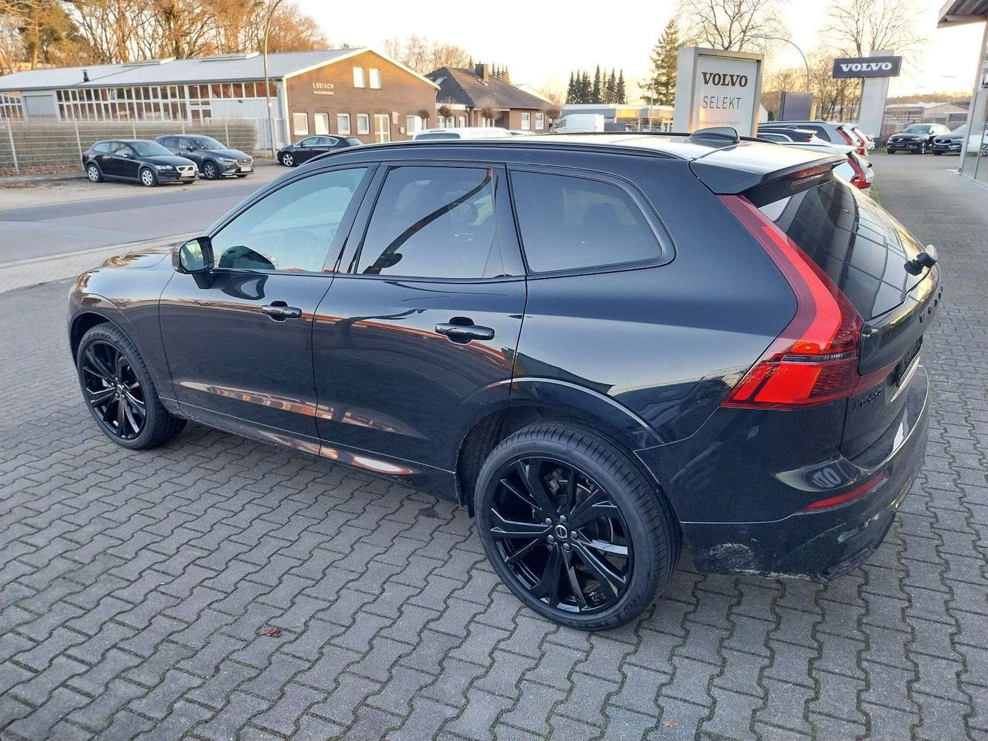 Volvo XC60 B5 Ultra Black Edition - 2025 - Joinsteer - #5