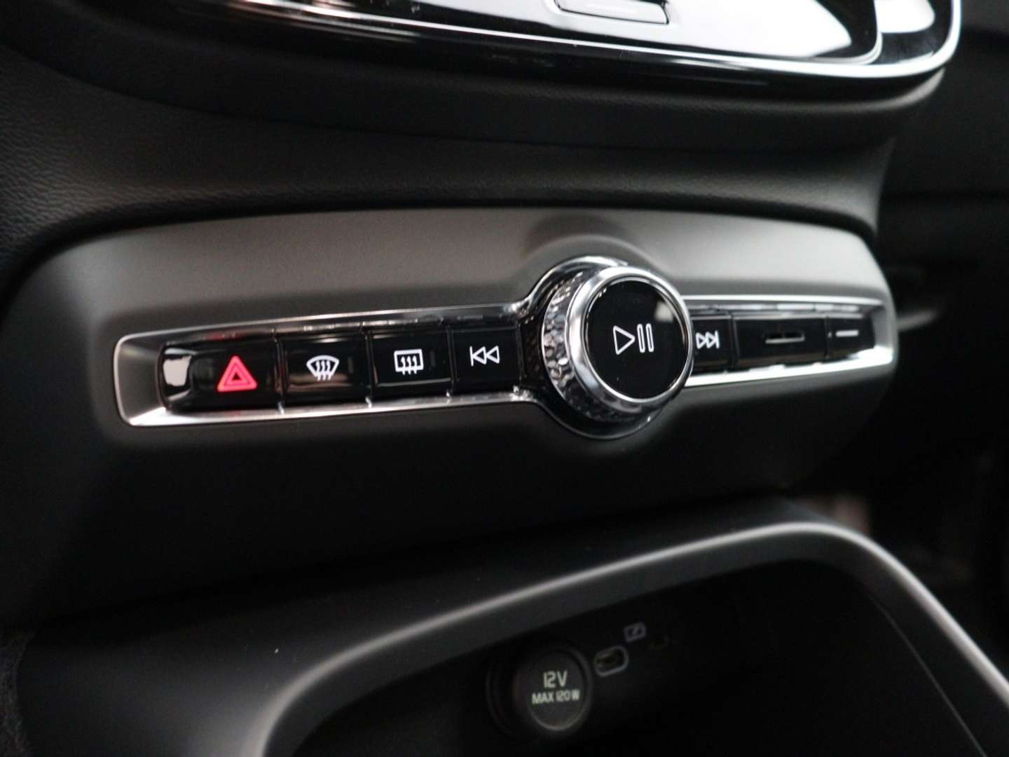 Volvo EX40 Extended Range Core - 2025 - Joinsteer - #15