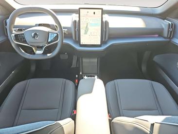 Volvo EX30 Twin Motor — photo 7