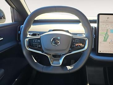 Volvo EX30 Twin Motor — photo 8