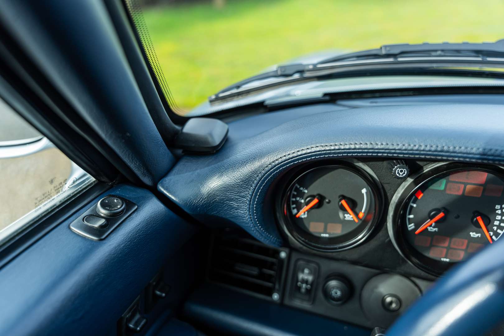 Porsche 993 Carrera 2 - 1994 - Joinsteer - #24