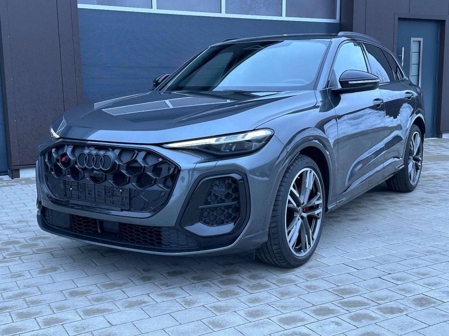 Audi SQ5 SUV S Line - 2026 - Joinsteer - #2