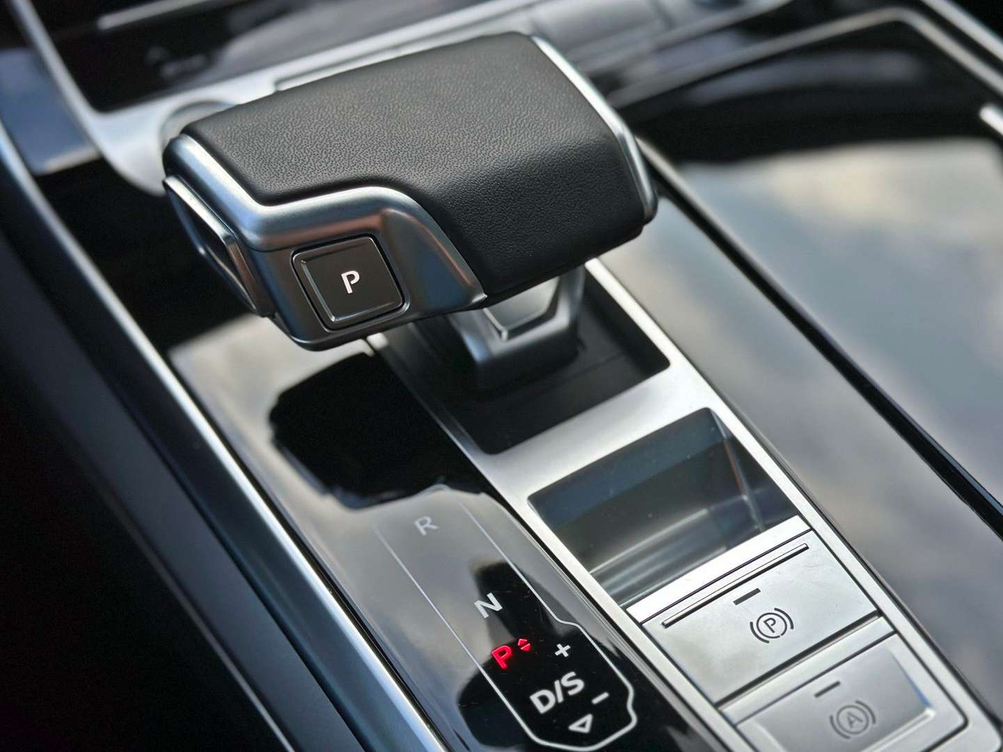 Audi Q7 S Line Black 55TFSI - 2025 - Joinsteer - #18