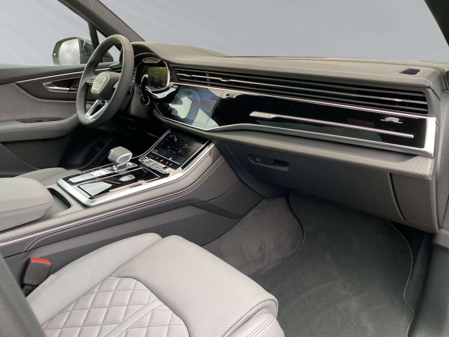 Audi Q7 S Line TFSI E - 2025 - Joinsteer - #10