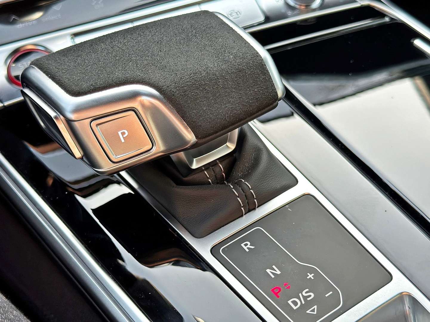 Audi RS6 Avant Black Performance - 2025 - Joinsteer - #18