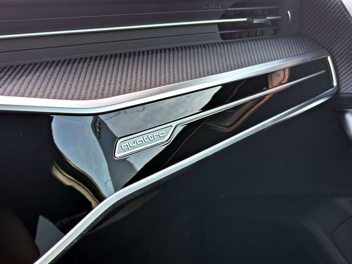 Audi RS6 Avant Black Performance - 2025 - Joinsteer - #25