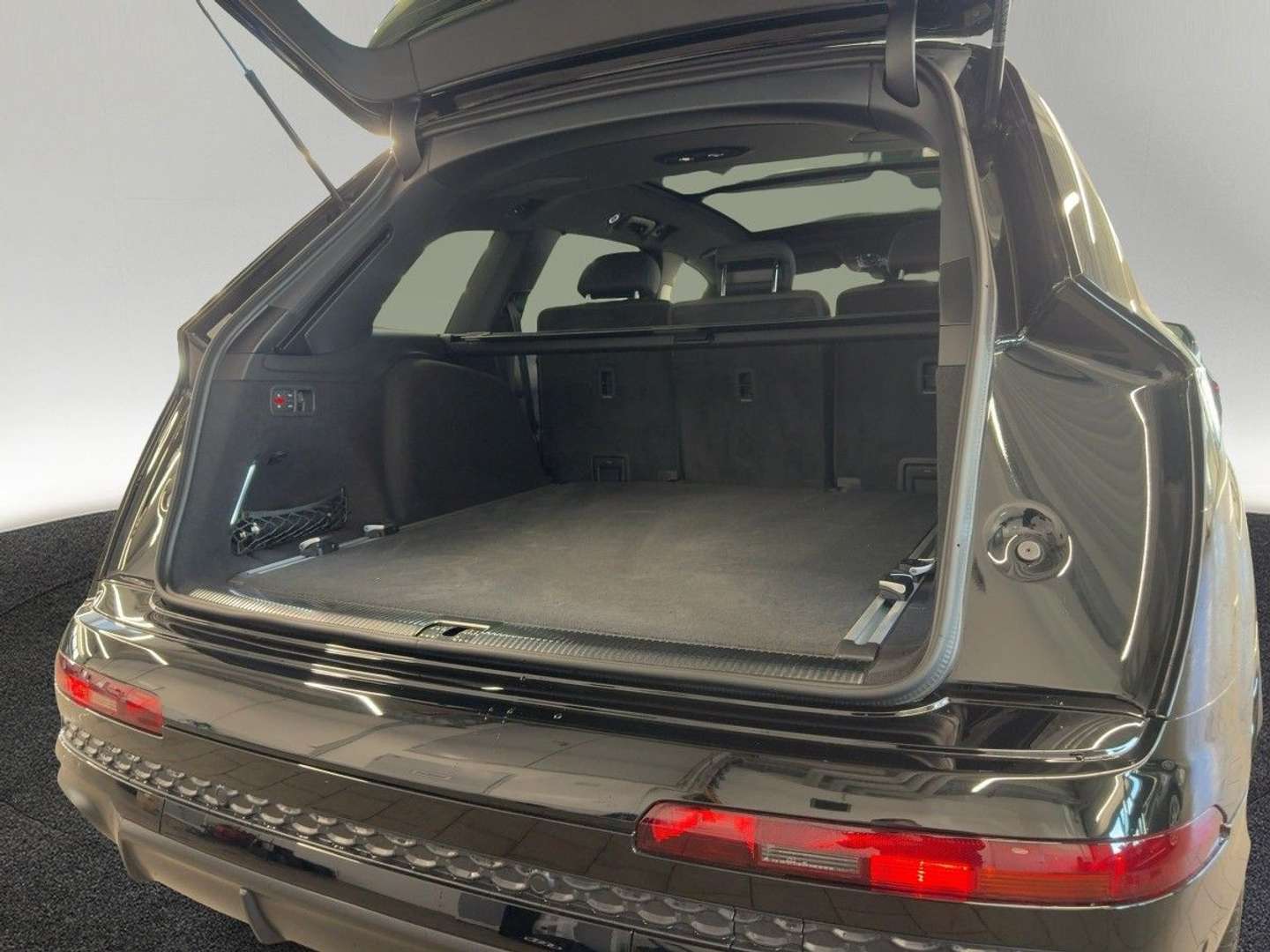Audi Q7 S Line 40 TFSI E - 2025 - Joinsteer - #5