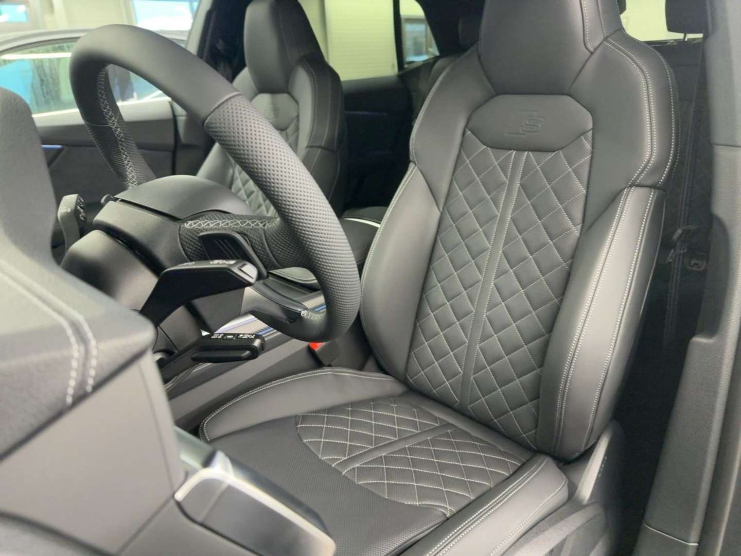 Audi Q8 SUV TFSI E - 2025 - Joinsteer - #14