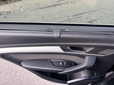 Audi SQ5 Sportback 3.0 TDI — photo 22