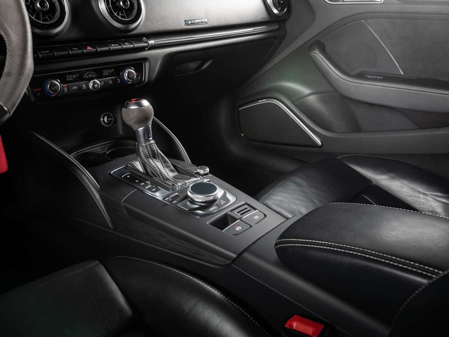 Audi RS3 Sportback RS-SITZ VIRTUAL SPORT 2.5 TFSI - 2019 - Joinsteer - #21