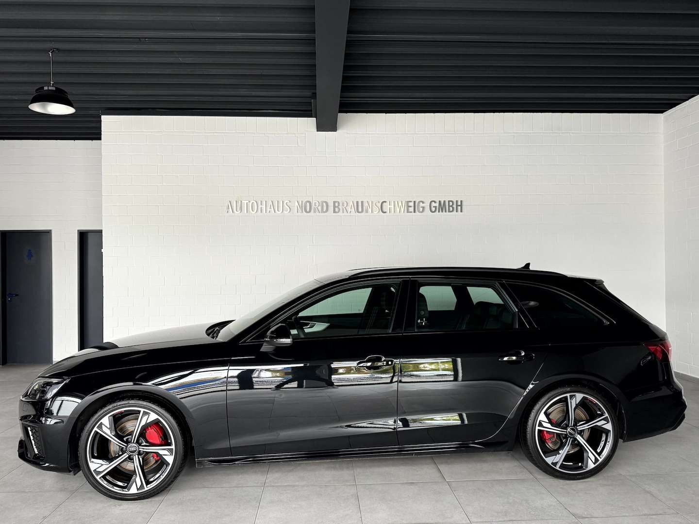 Audi A4 S Line Competition Edition Plus 40 TFSI - 2024 - Joinsteer - #1
