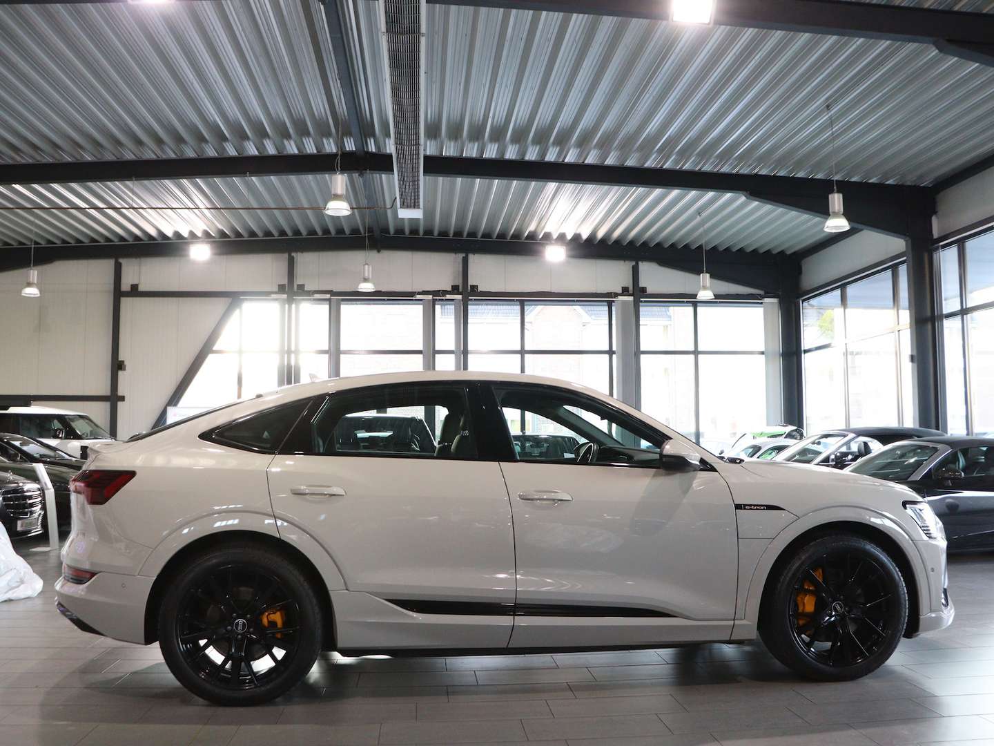 Audi E-tron Sportback S Line Black 55 - 2022 - Joinsteer - #9