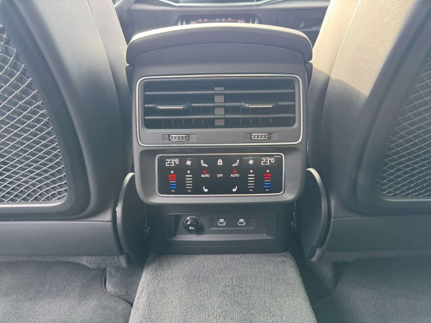 Audi Q8 S Line 50 TDI - 2025 - Joinsteer - #19