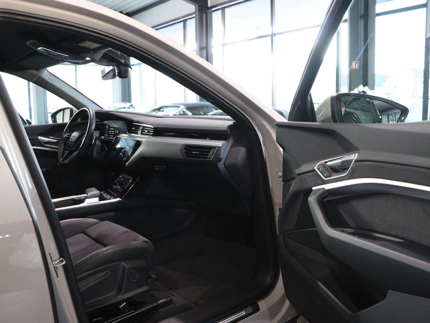 Audi E-tron Sportback S Line Black 55 - 2022 - Joinsteer - #18