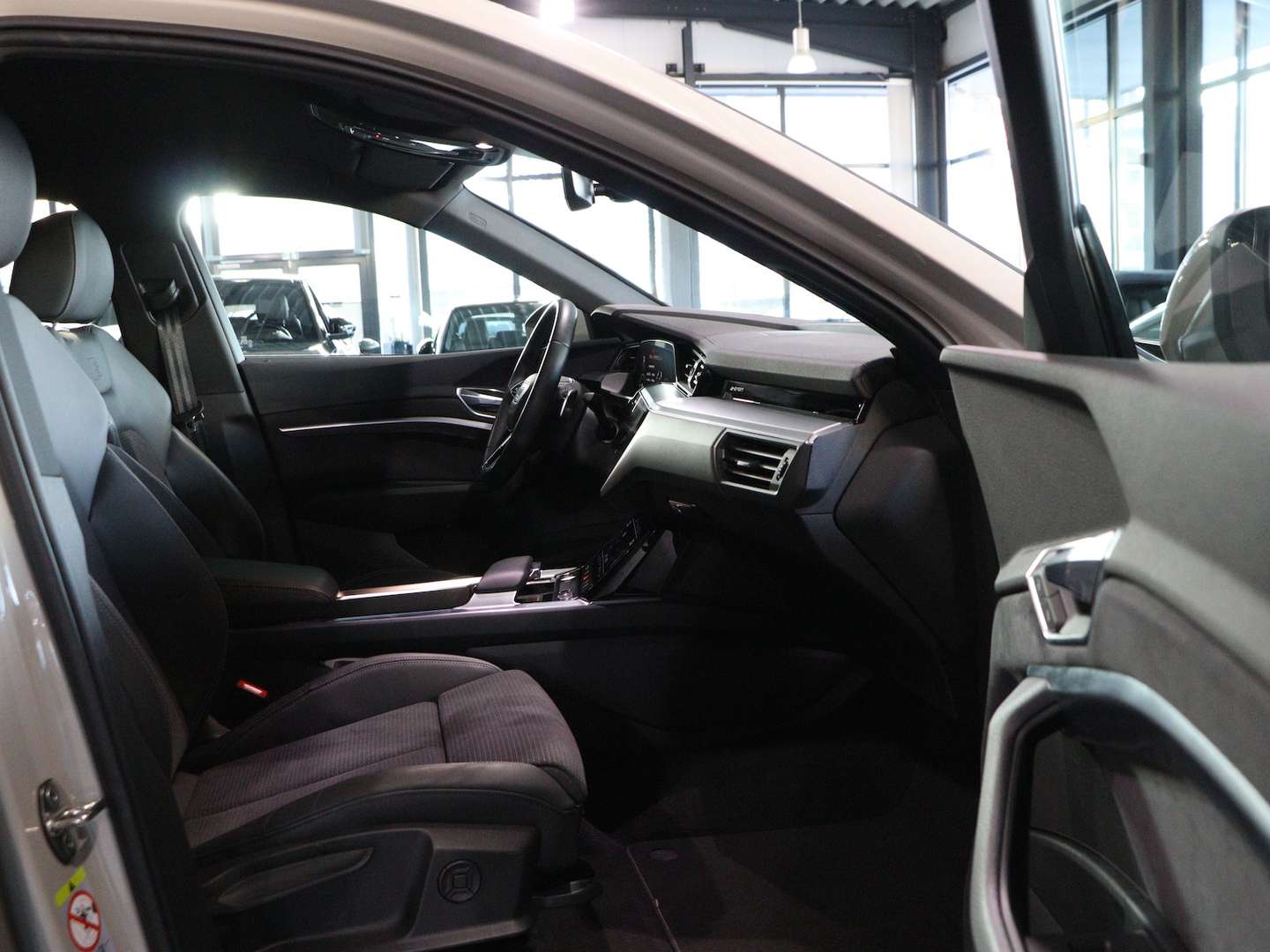 Audi E-tron Sportback S Line Black 55 - 2022 - Joinsteer - #19
