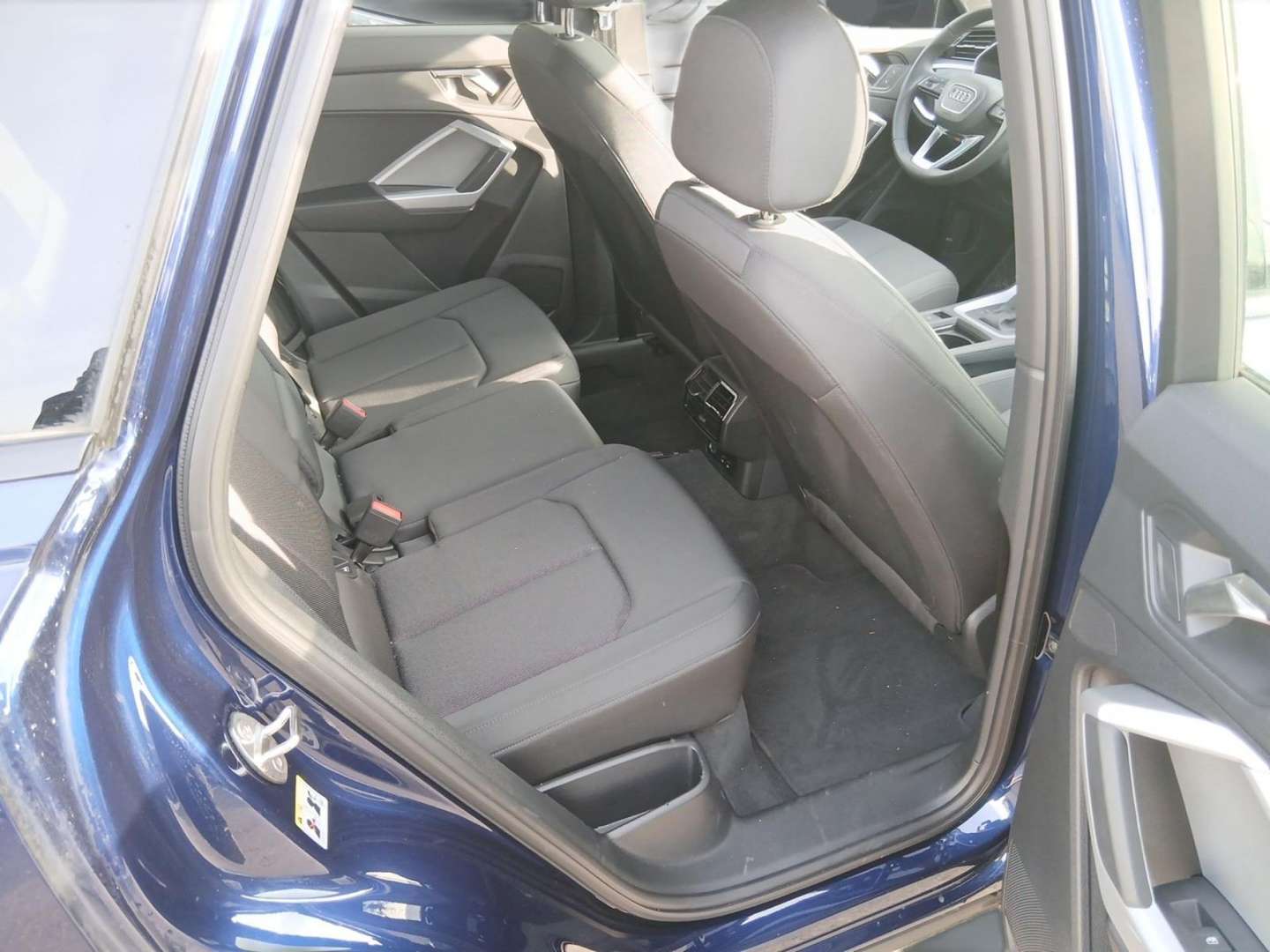 Audi Q3 S Line 35 TFSI - 2025 - Joinsteer - #10