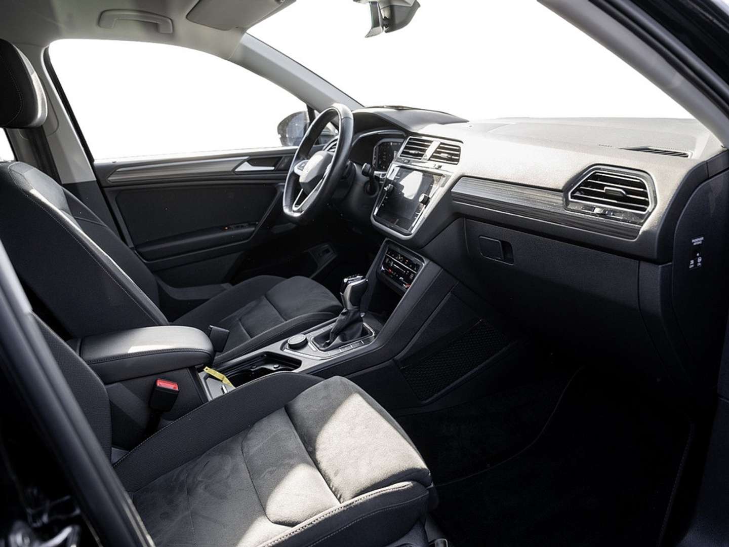 Volkswagen TIGUAN TDI Elegance 4Motion - 2022 - Joinsteer - #2