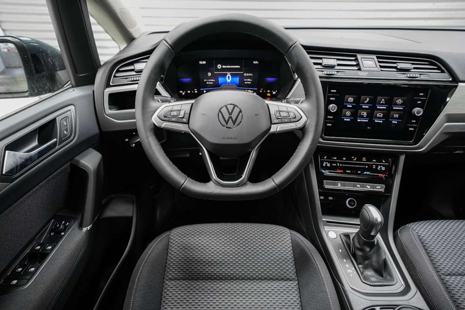 Volkswagen Touran TSI R-Line - 2026 - Joinsteer - #6