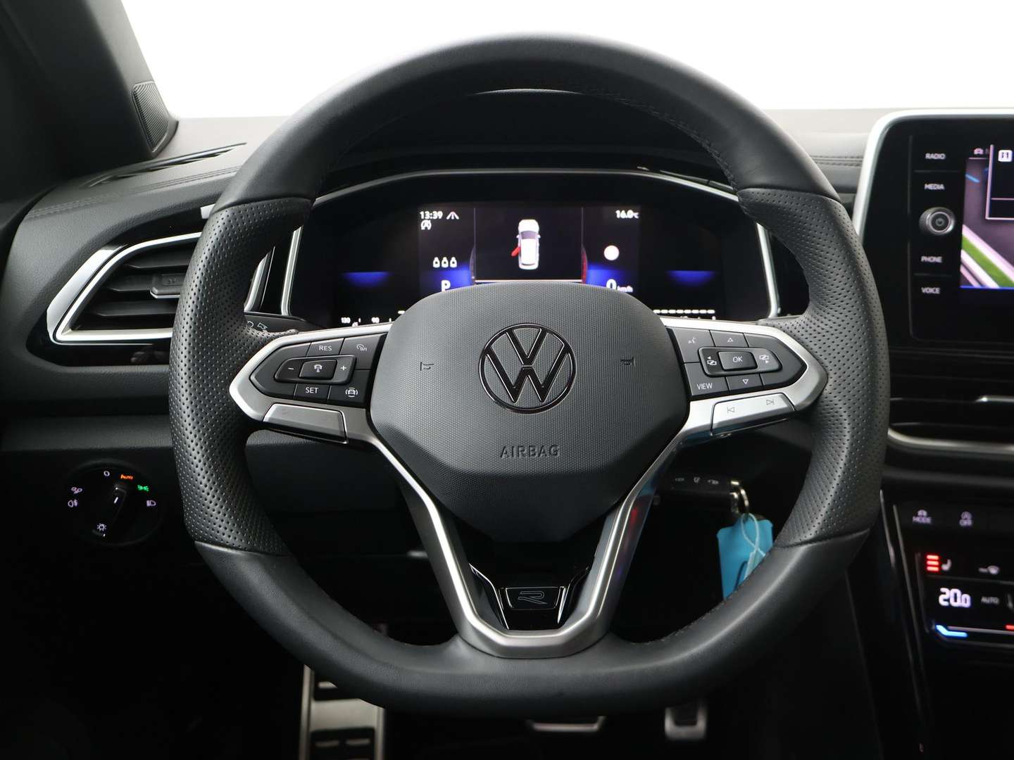 Volkswagen T-Roc R-Line - 2025 - Joinsteer - #9