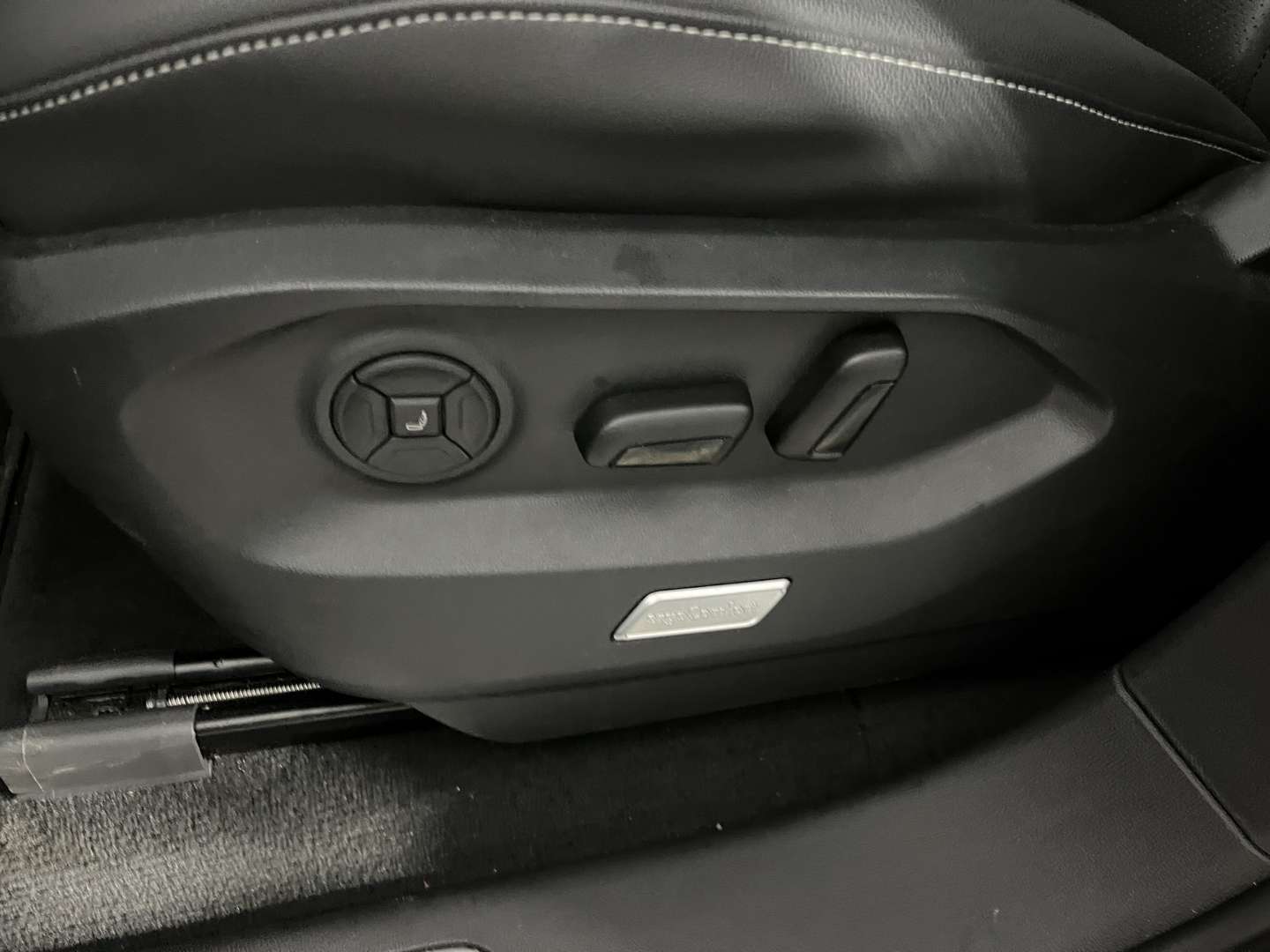 Volkswagen Touareg EHybrid 4Motion Elegance - 2022 - Joinsteer - #6