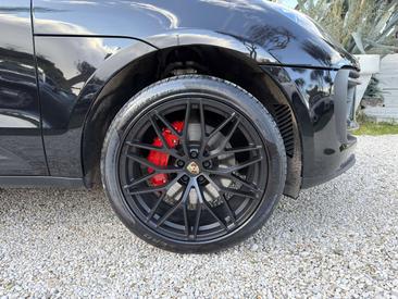 Porsche Macan S — photo 4