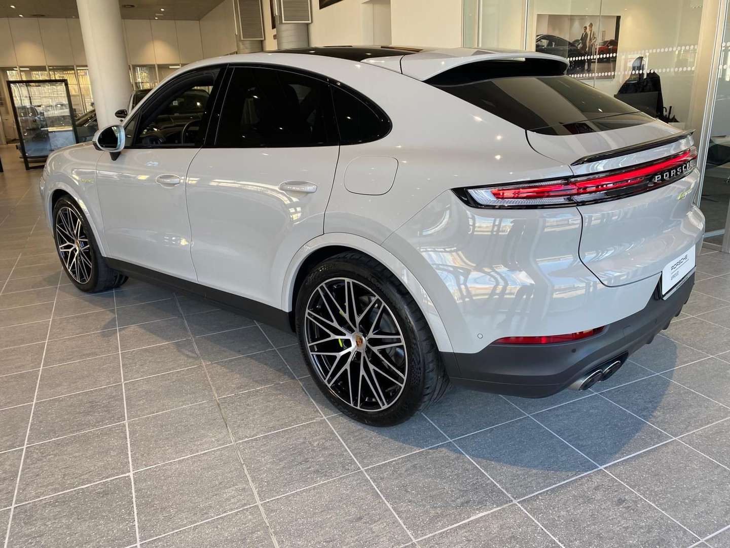 Porsche Cayenne III E-Hybrid - 2024 - Joinsteer - #6