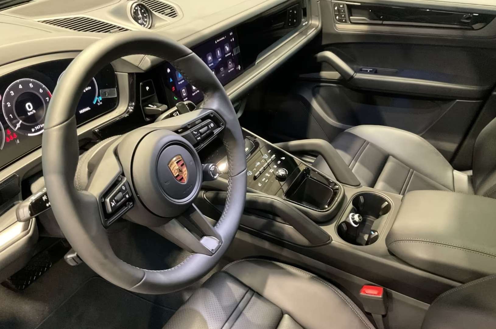 Porsche Cayenne Coupé Black Edition - 2026 - Joinsteer - #15