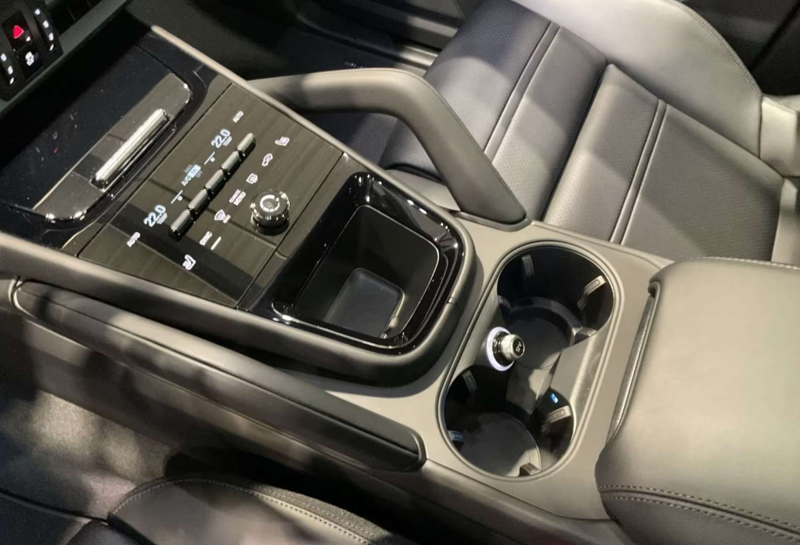 Porsche Cayenne Coupé Black Edition - 2026 - Joinsteer - #20