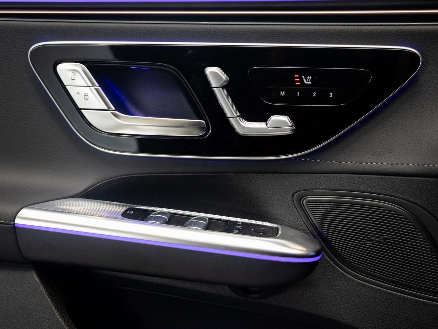 Mercedes EQE 300 Business - 2025 - Joinsteer - #13