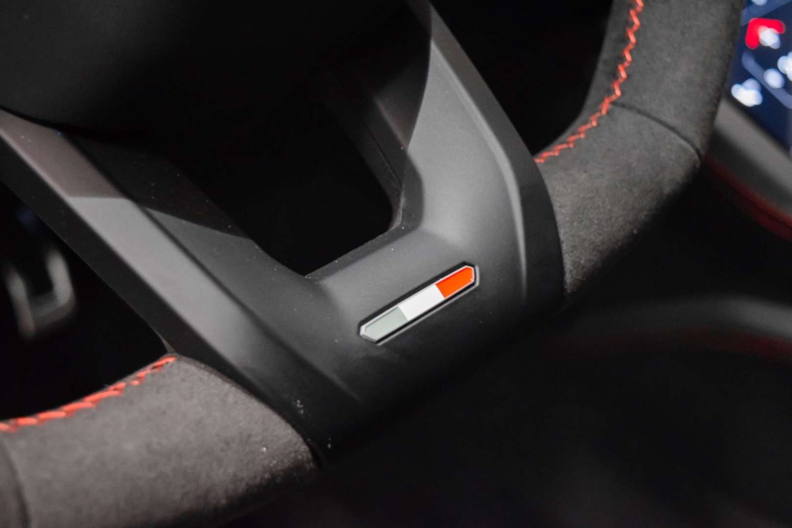 Lamborghini Urus 4.0 V8 Biturbo - 2026 - Joinsteer - #18