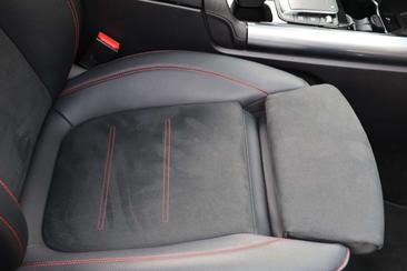 Mercedes GLA AMG Line 200 — photo 10