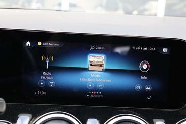 Mercedes GLA AMG Line 200 — photo 12