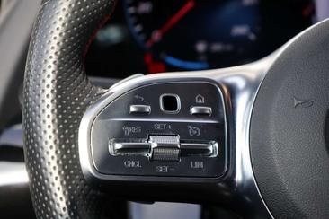 Mercedes GLA AMG Line 200 — photo 19