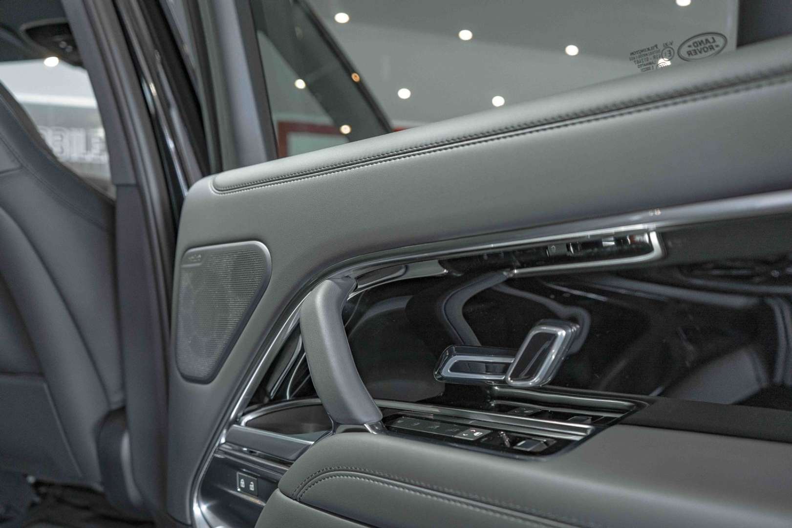 Land Rover Range Rover HSE Hybrid P550e Blackpack MY25 - 2025 - Joinsteer - #23