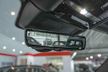Land Rover Range Rover HSE Hybrid P550e Blackpack MY25 — photo 28
